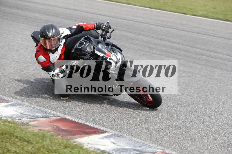 /25 10.06.2025 MaxRacing ADR/Gruppe rot/12